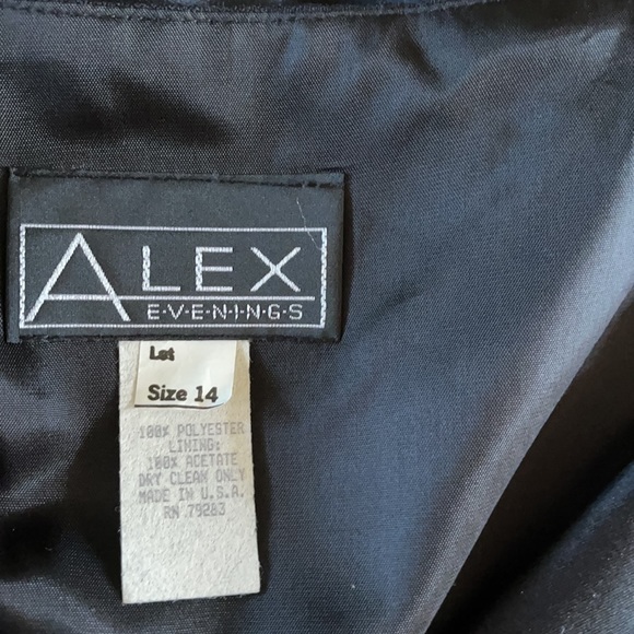 Elegant black evening blouse - Picture 2 of 4